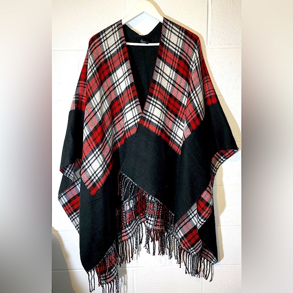 Aeropostale Burberry Style Plaid Open Front Poncho Cape